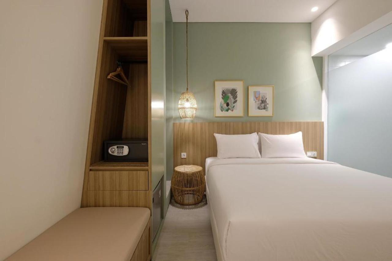 La Boheme, And Coffee Hotel 3*